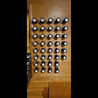 Lbeck, St. Jakobi, Spieltisch der groen Orgel, rechte Registerstaffel