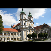 Waldsassen, Stiftsbasilika, Basilika mit Basilikaplatz