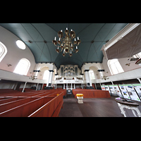 Leer, Groe Kirche, Innenraum in Richtung Orgel