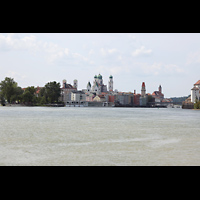 Passau, Dom St. Stephan, Ansicht vom Dreiflsseleck