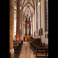 Rheine, St. Dionysius, Blick vom Altar des Hl. Josef im sdl. Seitenschiff zur Orgel
