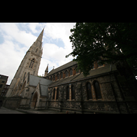 London, St. Mary Abbots, Seitenansicht