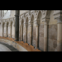 London, Temple Church, Wandsulen in der Rundkirche