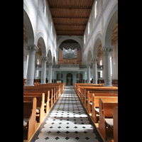 Glarus, Stadtkirche, Innenraum / Hauptschiff in Richtung Orgel