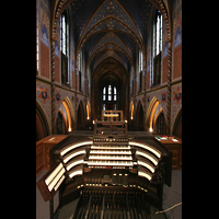 Kevelaer, Marienbasilika, Spieltisch mit Blick ins Hauptschiff