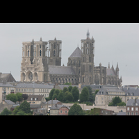 Laon, Cathdrale, Ansicht von der Stadt aus