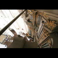 Rostock, St. Marien, Blick vom Dach der Orgel nach unten