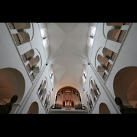 Hamburg, Domkirche St. Marien, Hauptschiffgewlbe und Orgel