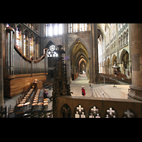 Metz, Cathdrale Saint-tienne, Querhausorgel und Langhaus