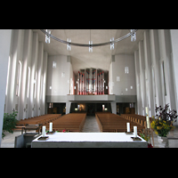 Memmingen, Pfarrkirche Mari Himmelfahrt, Innenraum / Hauptschiff in Richtung Orgel