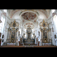 Marktoberdorf, St. Martin, Innenraum in Richtung Chor