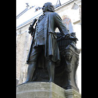 Leipzig, Thomaskirche, Statute von Bach vor der Thomaskirche