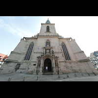Wolfenbttel, Hauptkirche Beatae Mariae Virginis, Westfassade mit Turm, von der Kirchstrae aus gesehen