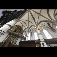 Wolfenbttel, Hauptkirche Beatae Mariae Virginis, Innenraum mit Orgel und Blick ins Gewlbe