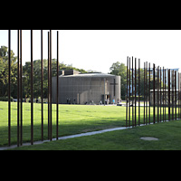 Berlin, Kapelle der Vershnung, Ansicht von der Bernauer Strae aus