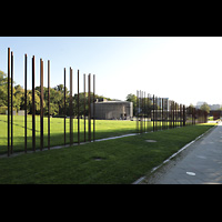 Berlin, Kapelle der Vershnung, Ansicht von der Bernauer Strae aus