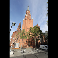 Berlin, Stephanuskirche, Auenansicht mit Turm