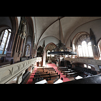 Berlin, Stephanuskirche, Blick von der Orgelempore seitlich in die Kirche