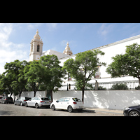 Faro, Igreja do Carmo, Auenansicht von Nordosten