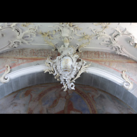 Reichenau, St. Peter und Paul Niederzell, Barocker Figurenschmuck ber der Apsis