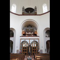 Berlin, St. Marien (Maria unter dem Kreuz), Innenraum in Richtung Orgel