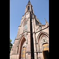 Bhl, Stadtpfarrkirche Mnster St. Peter und Paul, Fasssade mit Turm