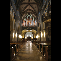 Fribourg (Freiburg), Cathdrale Saint-Nicolas, Innenraum in Richtung Hauptorgel