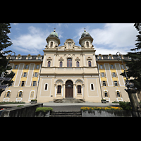 Schwyz, Kollegiumskirche, Fassade