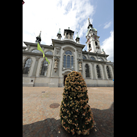 Frauenfeld, Kath. Stadtkirche St. Nikolaus, Kirche Auenansicht vom Bankplatz