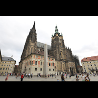 Praha (Prag), Katedrla sv. Vta (St. Veits-Dom), Seitenansicht mit barockem Hauptturm