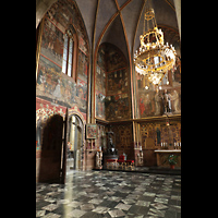 Praha (Prag), Katedrla sv. Vta (St. Veits-Dom), St. Wenzelskapelle mit Eingangstr zur Kronenkammer mit den Kronjuwelen