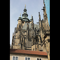 Praha (Prag), Katedrla sv. Vta (St. Veits-Dom), Strebewerk und Hauptturm