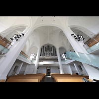 Dsseldorf, Johanneskirche, Innenraum in Richtung Orgel