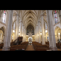 Viersen, St. Cornelius und Peter, Innenraum in Richtung Orgel (vor der Renovierung)