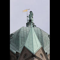 Neuss, Mnster St. Quirin(us), Quirinusstatue auf der Kuppel