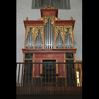 Lausanne, Saint-Franois, Spanische Orgel von der Empore der italienischen Orgel aus gsehen