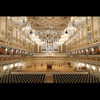 Berlin, Konzerthaus, Groer Saal, Saal in Richtung Orgel
