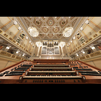 Berlin, Konzerthaus, Groer Saal, Orgel mit mobilem Spieltisch