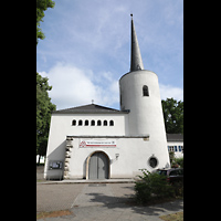 Berlin, Maria-Gnaden, Fassade mit Turm