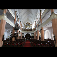 Hof, St. Michaelis, Innenraum in Richtung Orgel