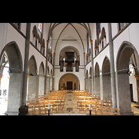 Mnchengladbach, Mnster St. Vitus, Innenraum in Richtung Orgel