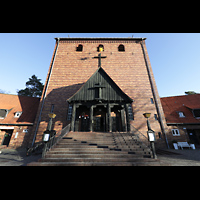 Berlin, Johanneskirche Frohnau, Fassade und Turm perspektivisch