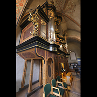Schningen am Elm, St. Vincenz, Orgel mit Spieltisch seitlich