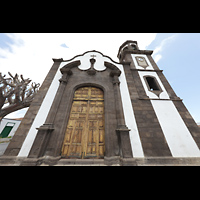 Villa de Arico (Teneriffa), San Juan Bautista, Westfassade mit Turm