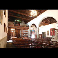 Adeje (Teneriffa), Santa rsula, Hauptschiff in Richtung Orgel