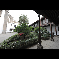 Las Palmas (Gran Canaria), Catedral de Santa Ana, Patio de los Naranjas