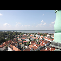 Neustrelitz, Stadtkirche, Ausblick vom Turm in Richtung Sdwesten zum Ziercker See mit Hafen