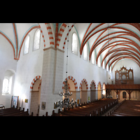 Jterbog, Klosterkirche St. Marien, Blick von der Kanzel zur Orgel und ins Querhaus