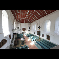 Krummhrn, Reformierte Kirche, Seitlicher Blick von der Orgelempore in die Kirche