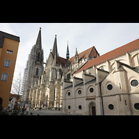 Regensburg, Dom St. Peter, Ansicht vom Domplatz (Sdosten)